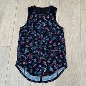 Lululemon run tank size 4-6